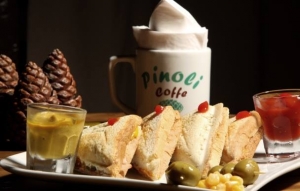 كافه پینولی cafe pinouli 3