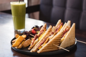 darchincafe 6